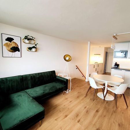 2-Zimmer Wohnung, Pools, Sauna Und Balkon Санкт-Энгльмар Экстерьер фото