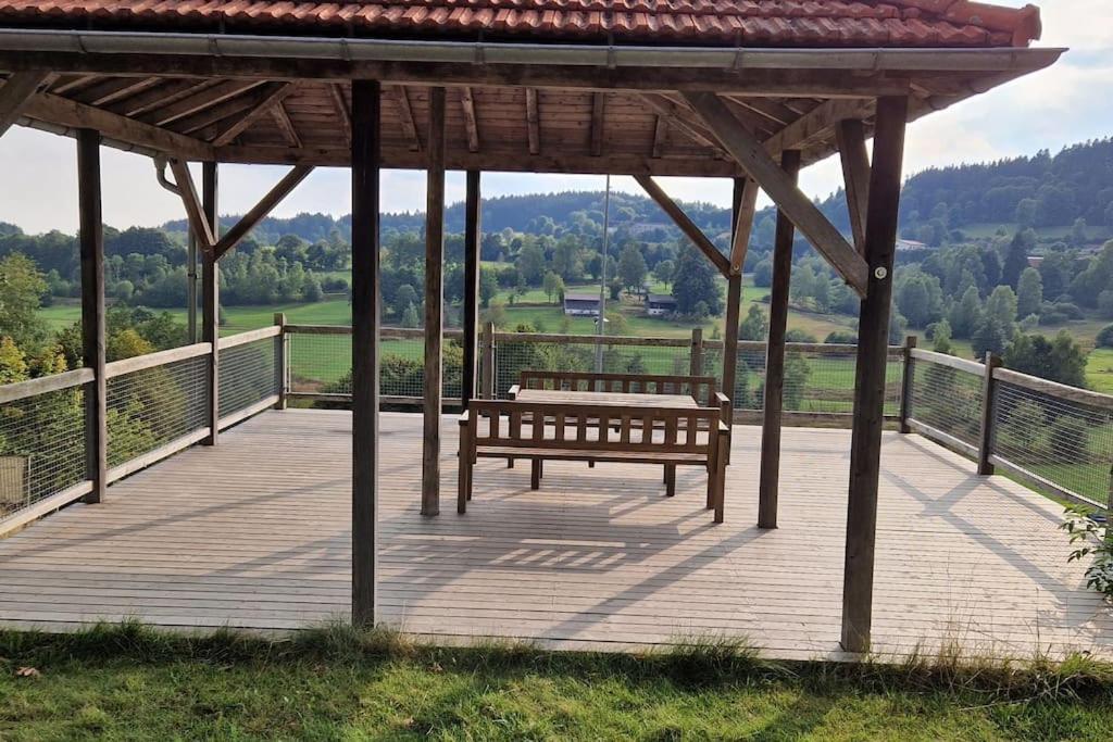 2-Zimmer Wohnung, Pools, Sauna Und Balkon Санкт-Энгльмар Экстерьер фото