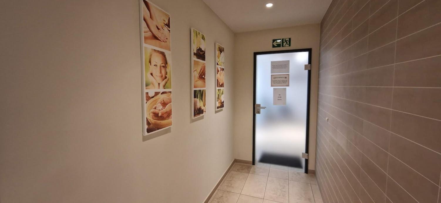 2-Zimmer Wohnung, Pools, Sauna Und Balkon Санкт-Энгльмар Номер фото